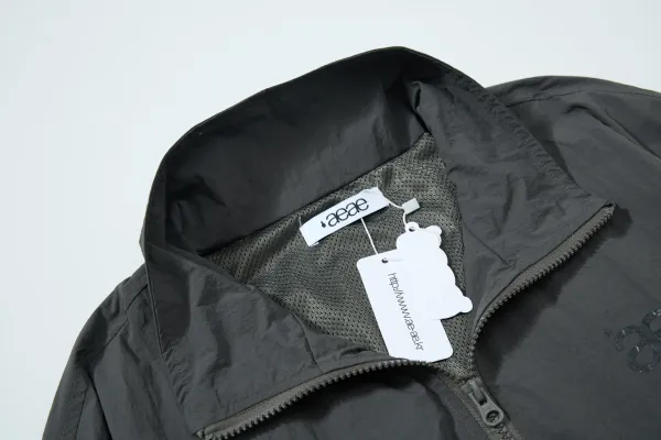 aeae Windbreaker Jacket Army Green Outerwear - 42