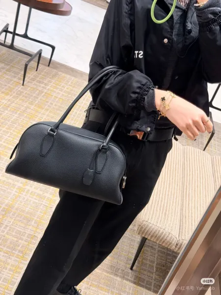 Hermès Bolide 27 Black Togo Leather Handbag - 5