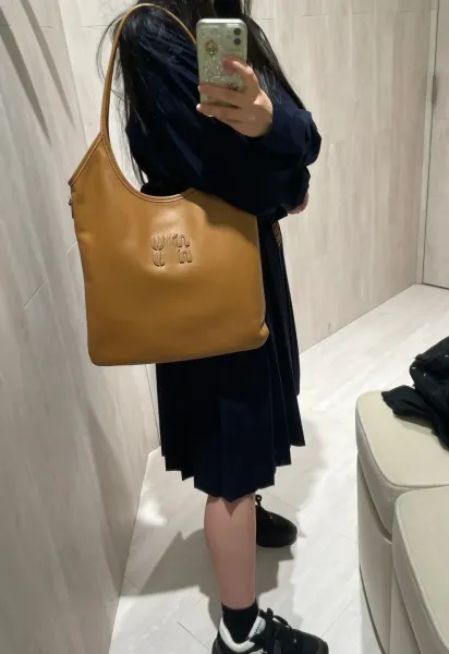 Miu Miu Logo-Embossed Distressed Brown Tote Bag - 3