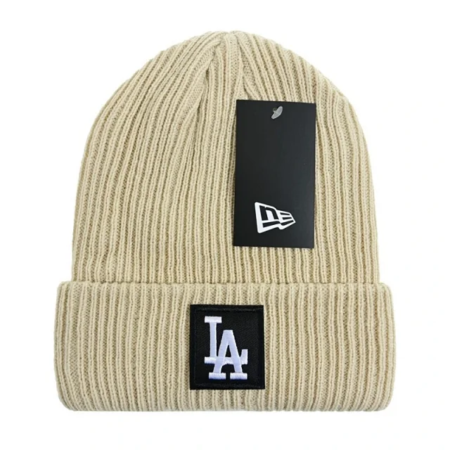 Canada Goose Hats Rib-knit cuffed beanie with Arctic Program patch product detail image 24