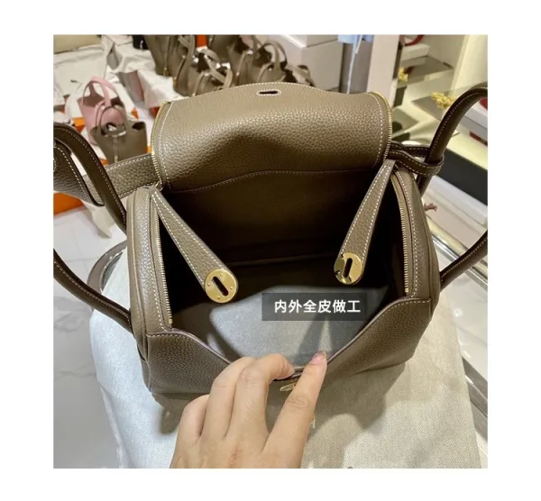 Hermès Lindy Bag Black Togo Leather Shoulder Bag - 10
