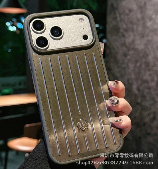 MMY Ribbed Aluminum-Effect Phone Case Silver Gray Phone-Case - 11