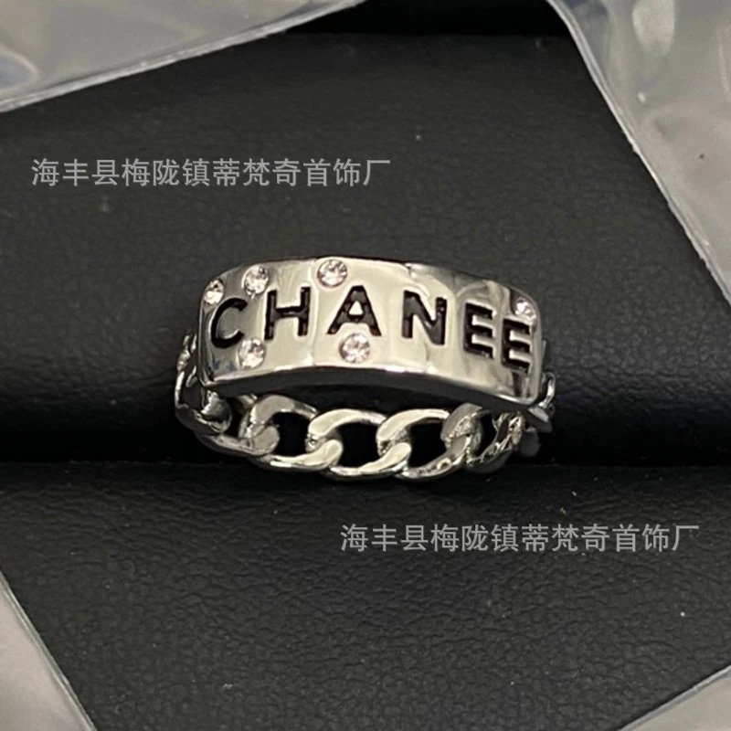 Chanel-Inspired Chain Link Ring with Crystal Embellishment Silver Jewelry
