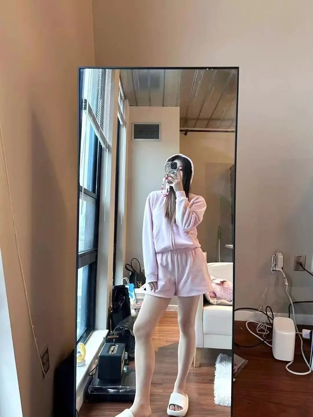 Design Wide-Leg Sweatpants Pink - 10