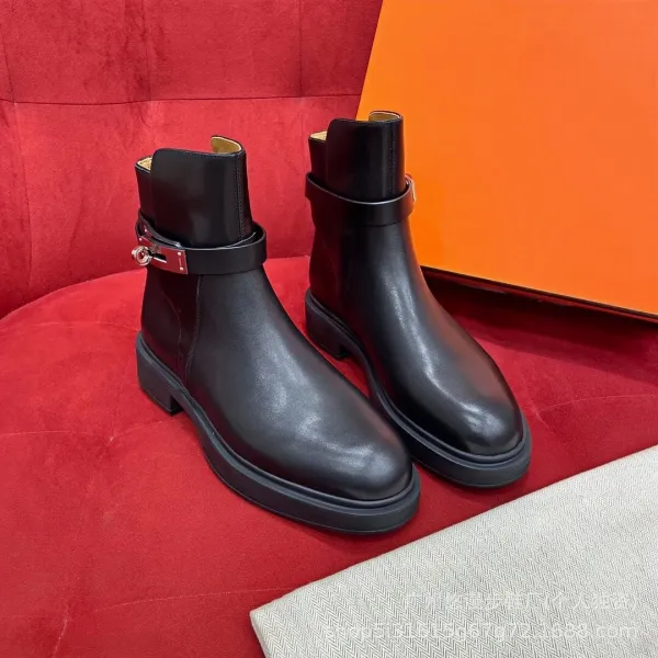 Hermès Chloé Boot Black Leather Ankle Boots - 2