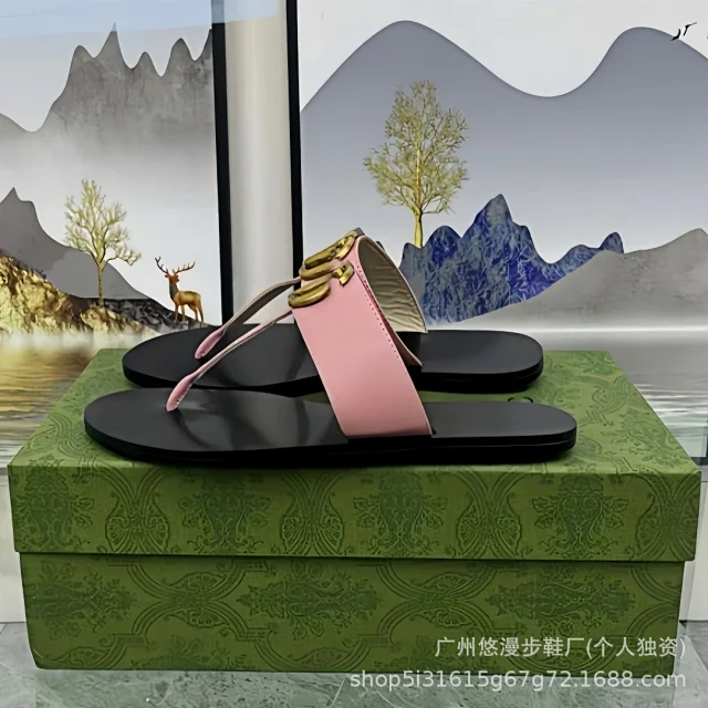 Gucci Sandals Double G buckle thong product detail image 16