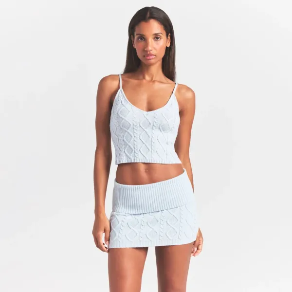 Cable Knit Cropped Vest Top in Light Gray - 31