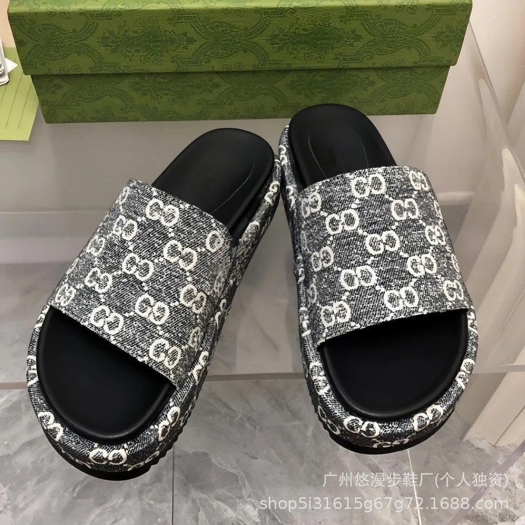 Snowflake Gray