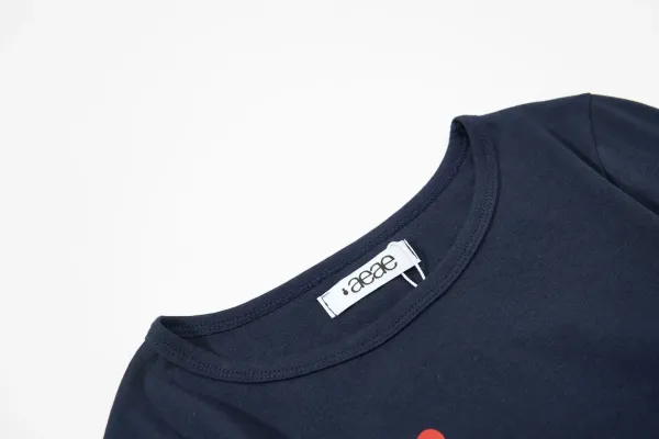 Saint Tears Heart Dot Logo Long-Sleeve Cropped Top Navy - 36