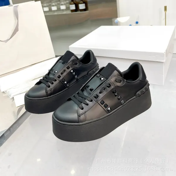 Valentino Garavani Rockstud Flat White Platform Sneakers - 19