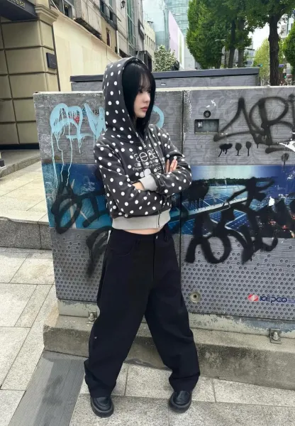 Saint Tears Polka Dot Cropped Zip-Up Hoodie Black - 33