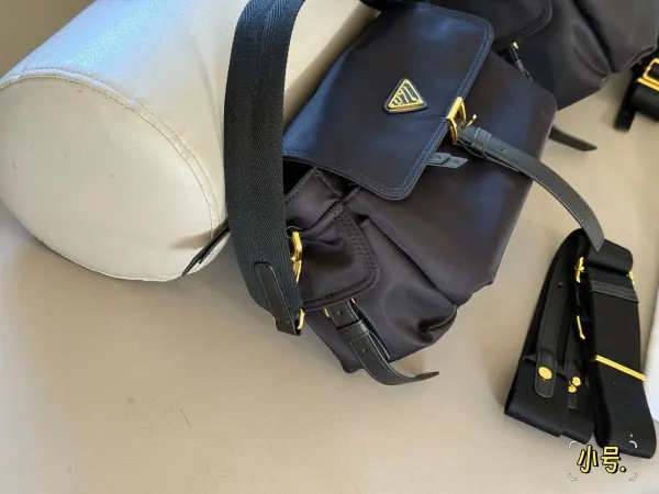 Prada Reporter Nylon Messenger Bag Navy Blue - 11
