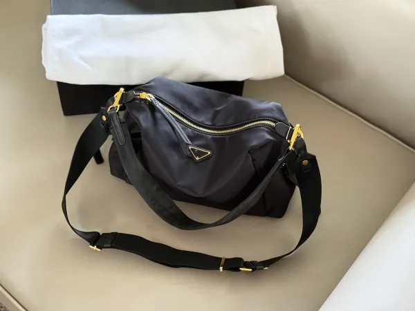 Prada Reporter Nylon Messenger Bag Navy Blue - 19