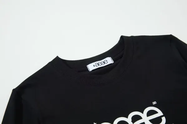 Aeae Chapter Normaek Cropped Long-Sleeve T-Shirt Navy - 17