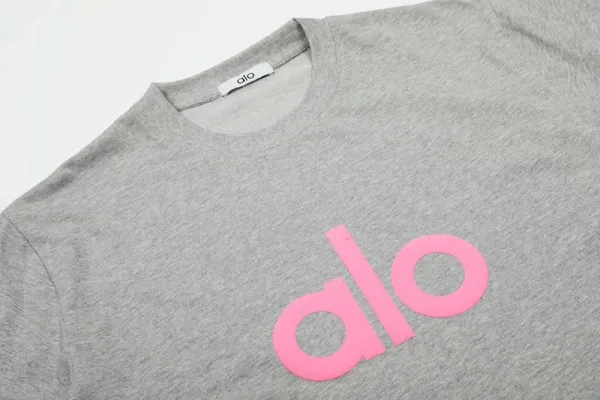 Alo Yoga Logo Graphic Black T-Shirt - 7