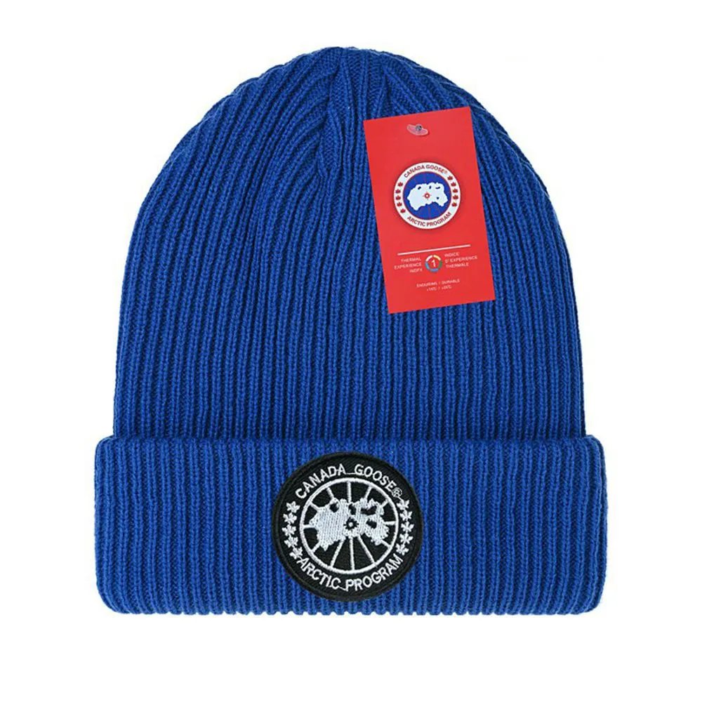 Canada Goose Hats Rib-knit cuffed beanie with Arctic Program patch — 38