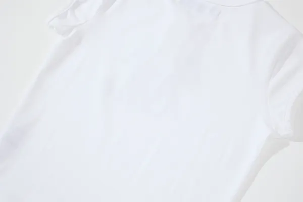 Rose & Resurrection Rest & Recreation White Graphic T-Shirt - 29