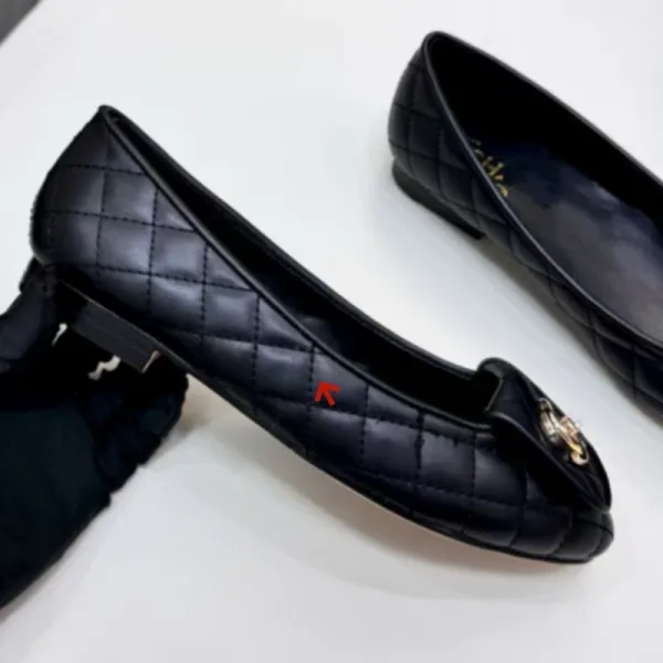 Chanel CC Logo Quilted Beige Ballet Flats - 4