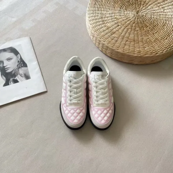 Chanel CC Logo Quilted Sneakers White Pink - 4