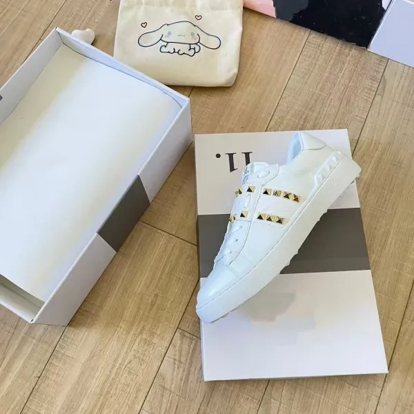 Valentino Garavani Rockstud Spike Crystal White Sneakers - 23