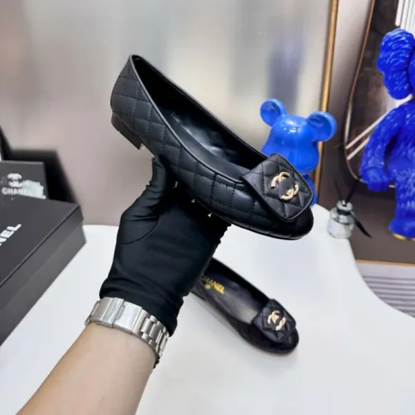 Chanel CC Logo Quilted Beige Ballet Flats - 7