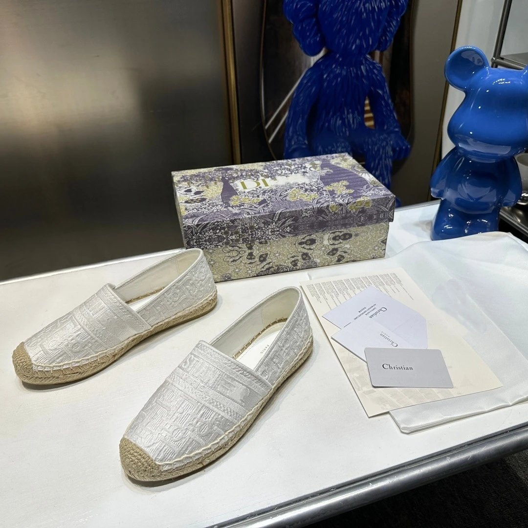 Dior Jardin d'Hiver Espadrilles White Embossed Canvas Loafers - 11
