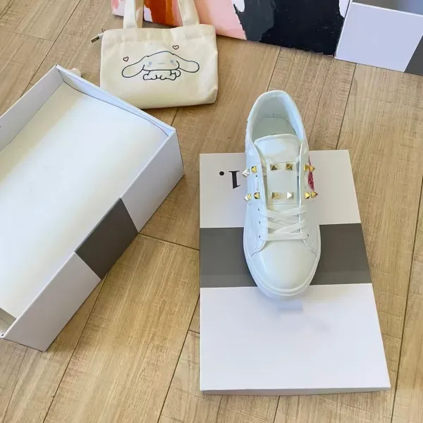 Valentino Garavani Rockstud Spike Crystal White Sneakers - 11
