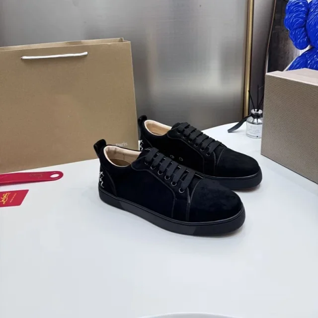 Christian Louboutin Sneakers Low-Top Lace-Up with Spike Studs product detail image 22