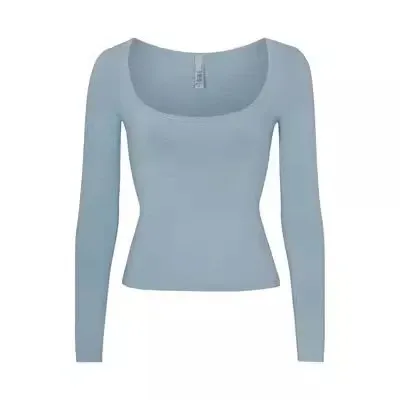 Design Square Neck Long Sleeve Crop Top in Dusty Blue - 5
