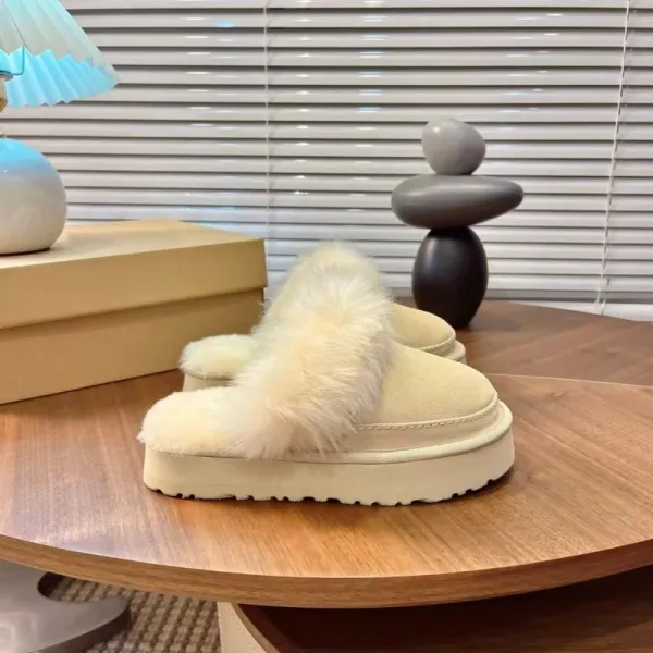 UGG Fluff Platform Slippers Beige Faux Fur Slippers - 14