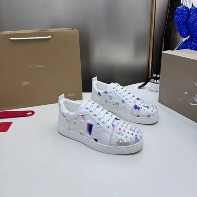 Christian Louboutin Sneakers Low-Top Lace-Up with Spike Studs product detail image 16