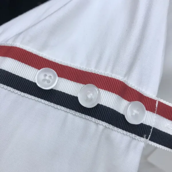 Thom Browne Classic White Shirt with 4-Bar Stripe Sleeve Detail - 11