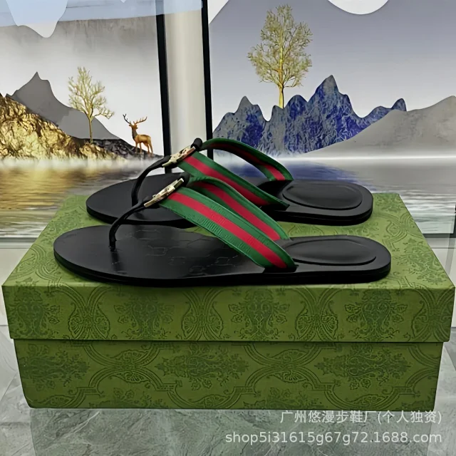 Gucci Sandals Double G buckle thong product detail image 17