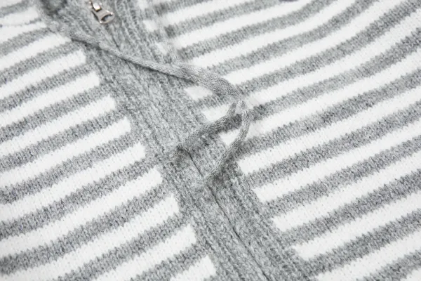 Design Striped Cropped Hoodie in Sage Green and Beige - 26