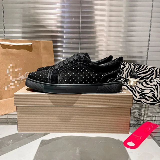 Christian Louboutin Sneakers Low-Top Lace-Up with Spike Studs product detail image 13