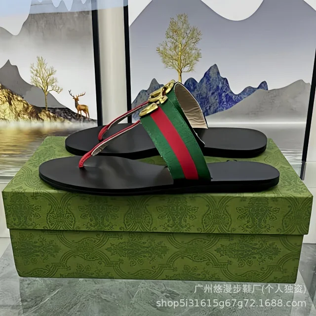 Gucci Sandals Double G buckle thong product detail image 14