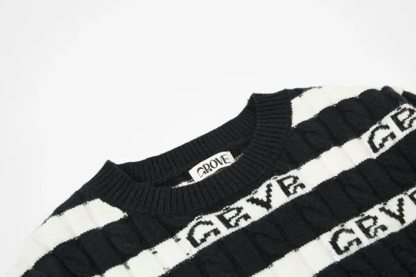 GRA Logo Stripe Ribbed Knit Sweater White/Gray - 11
