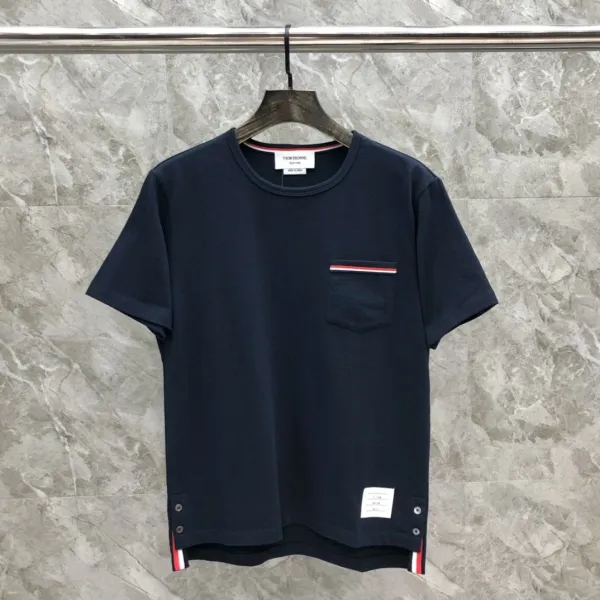 Thom Browne Classic Four-Bar Stripe Pocket T-Shirt Black - 36