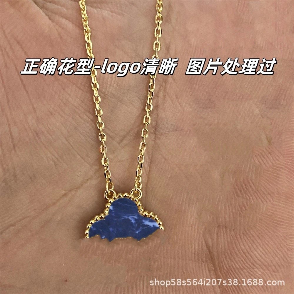 Design Butterfly Pendant Necklace in Blue Stone with Gold Chain