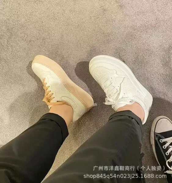 Off-White x Nike Air Force 1 Low Blue and White Chunky Sneakers - 11