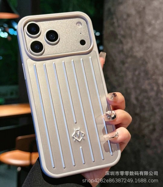 MMY Ribbed Aluminum-Effect Phone Case Silver Gray Phone-Case - 7