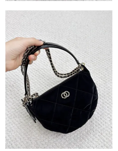 Chanel 22 Mini Quilted Half-Moon Bag Black Shoulder Bag - 15