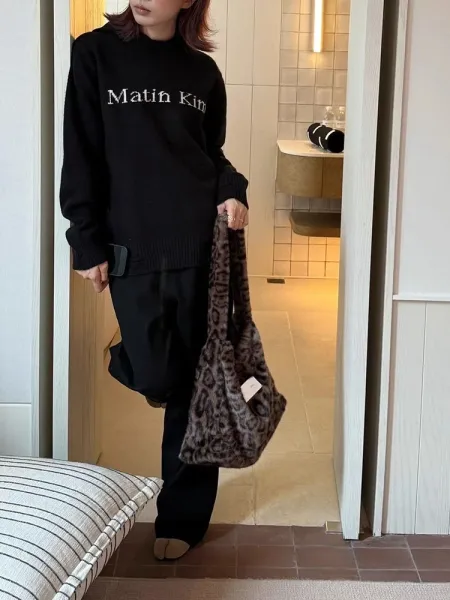 Imposter London Leopard Faux Fur Hobo Bag - 18