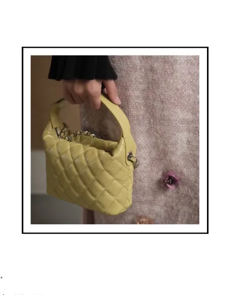Chanel 22 Bag Black Quilted Leather Shoulder Bag - 2