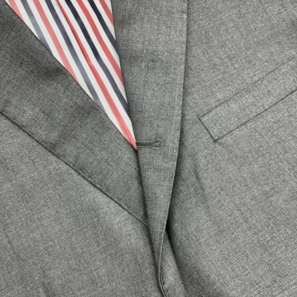Thom Browne Classic Four-Bar Stripe Navy Blazer - 9
