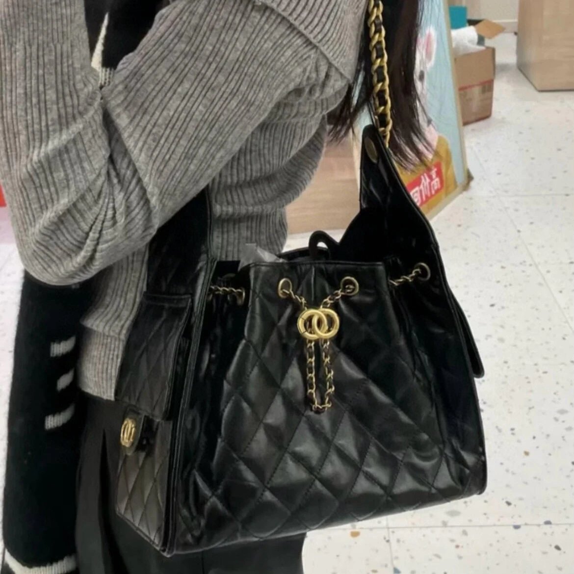 Quilted Leather Hobo Shoulder Bag