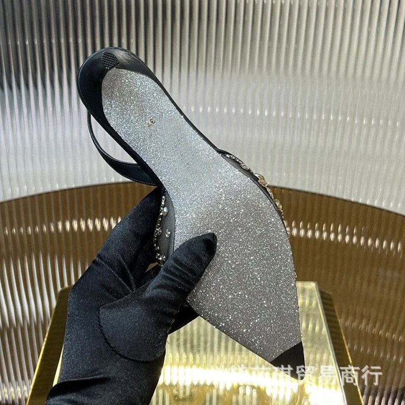 Design Crystal-Embellished Pink Pointed-Toe Slingback Heels - 6