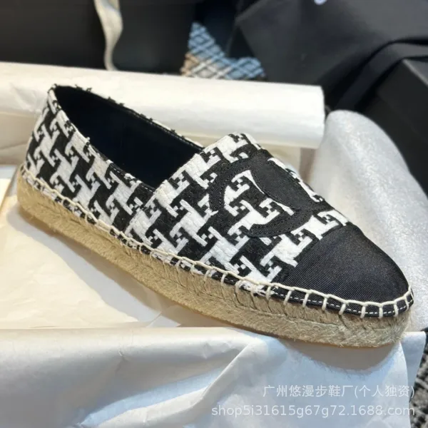Chanel CC Logo Quilted Espadrille Loafers Black and White - 32