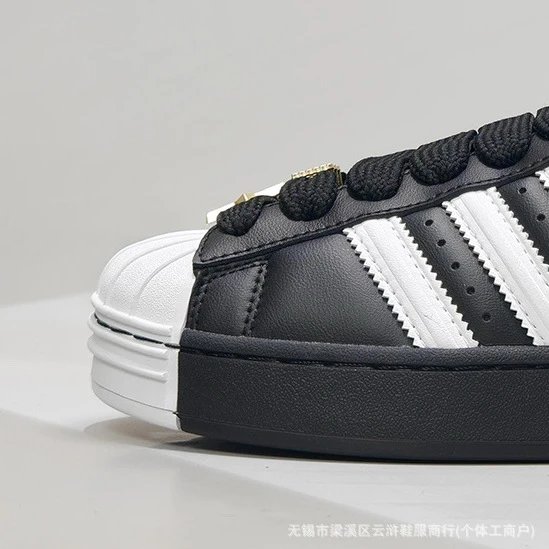 Superstar ST Classic Shell Toe Low Top Sneaker photo 6