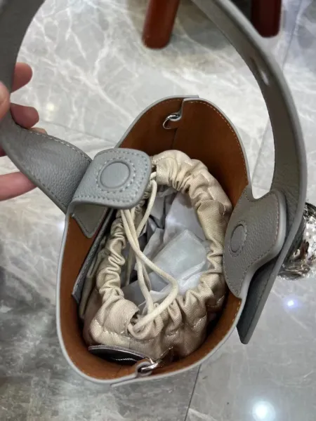 Hermès Picotin Lock 18 Gray Togo Leather Bucket Bag - 8